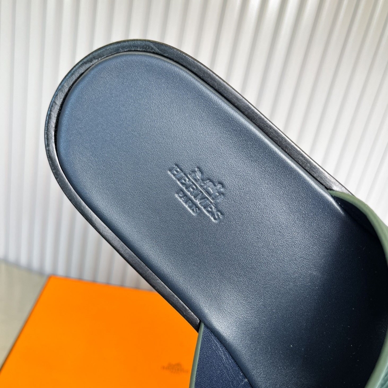 H**me5 slippers